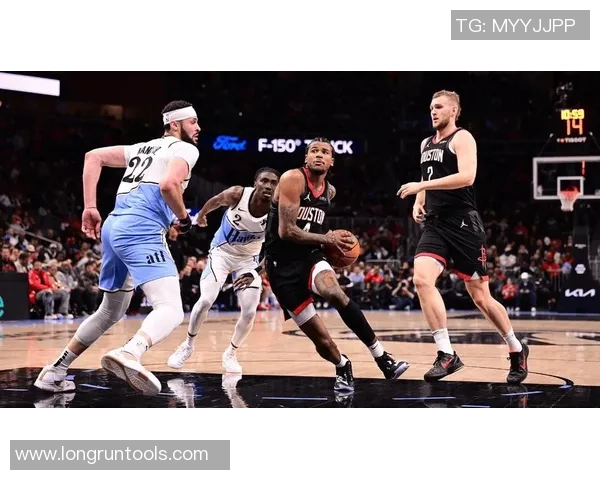 2019年NBA火箭对阵老鹰精彩直播回顾与赛后分析