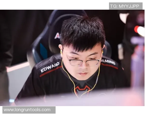 金泽与北九洲的较量：一场激烈的足球对决与战术博弈